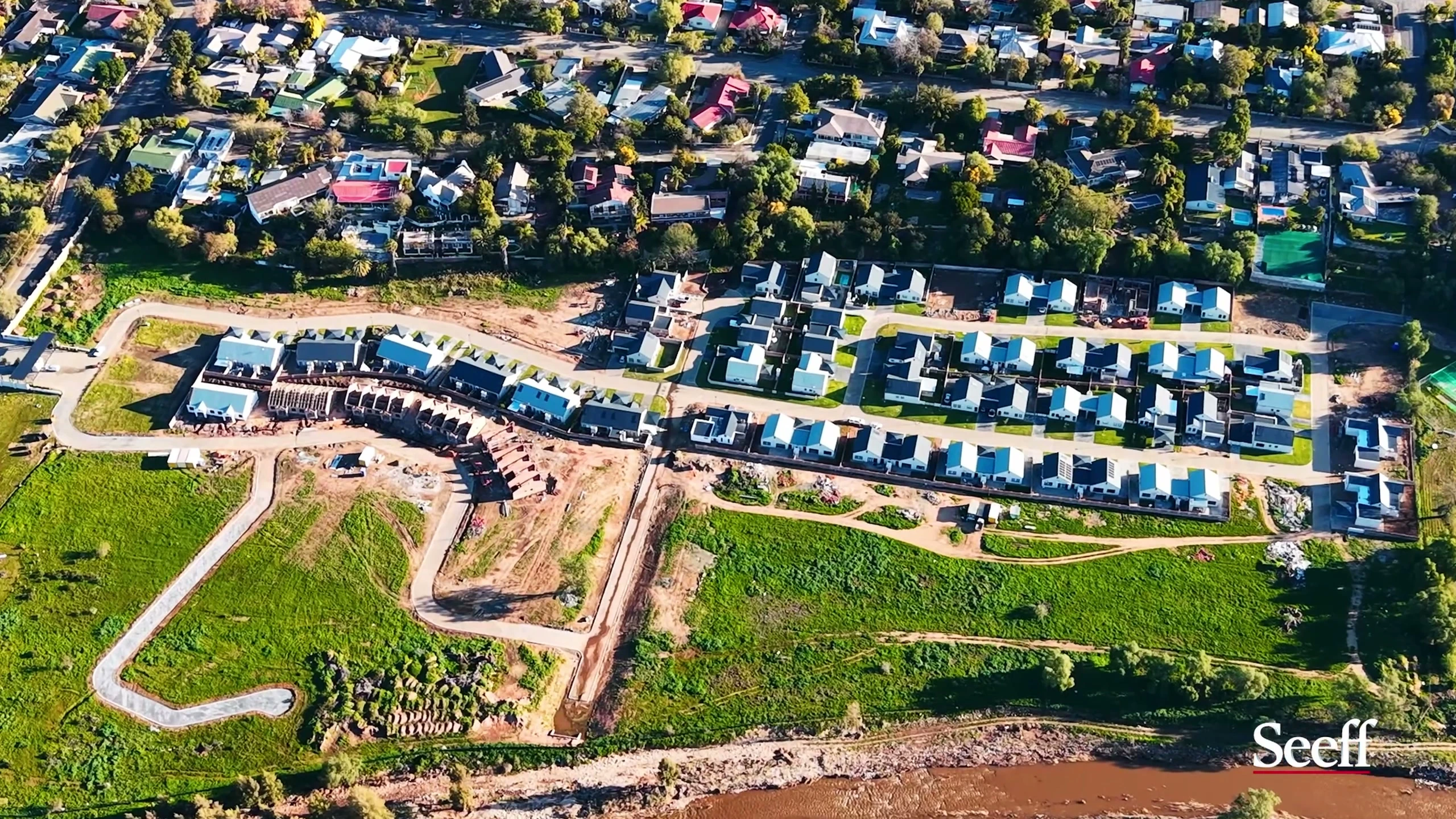 Aerial of Pepperwood Lifestyle Estate and its Oudtshoorn setting